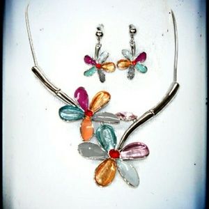 Silver Plated Floral Necklace Set